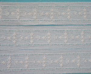 100145 Swiss Embroidered Insertion Christian Crosses Horizontal White 1.5